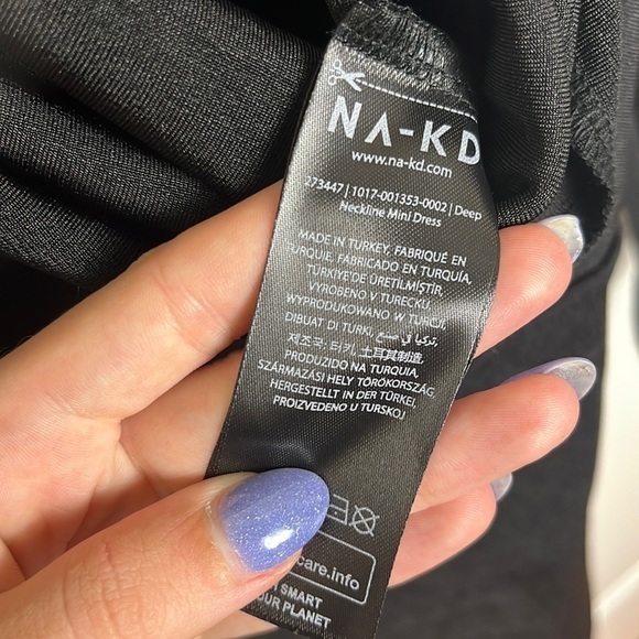 NA-KD Recycled Deep Neckline Mini Black Drawstring Dress Size L - Picture 12 of 16